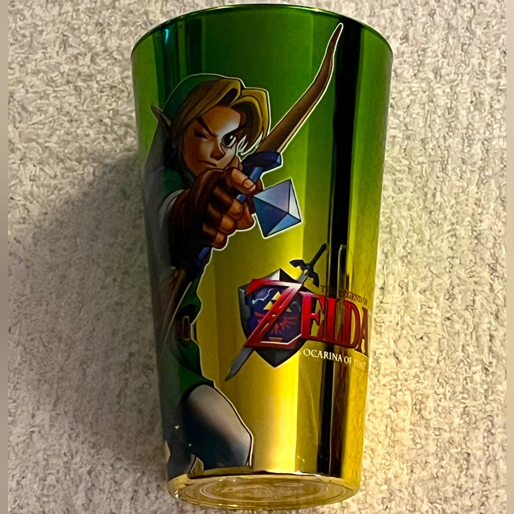 The Legend of Zelda Skyward Sword Link Pint Glass Nintendo
